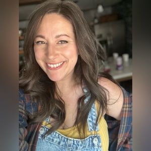 Meet your Posher, Lauren